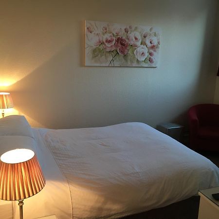 사우샘프턴 Ellenborough House B&B 외부 사진