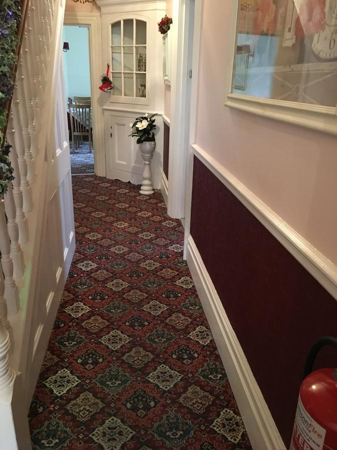 사우샘프턴 Ellenborough House B&B 외부 사진
